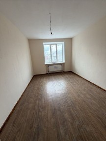 ‼️Здам в оренду простору та світлу 1-кімнатну квартиру без меблів в центрі міста!