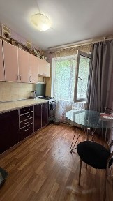 Сдам 4 комнат на Генерала Петрова. Черемушки