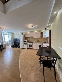 Літературна вулиця, район Приморський, Одеса, вул. Літературна 12 • ID 34741400