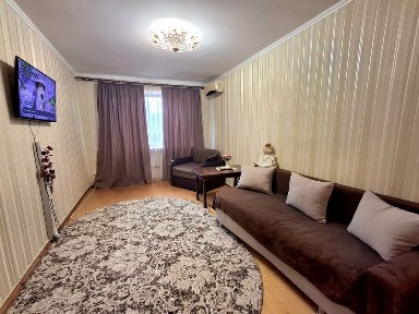 Сдам 2к квартиру в центре