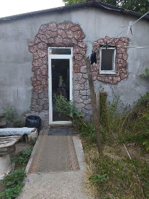 Домик на Заболотного/Добровольского.