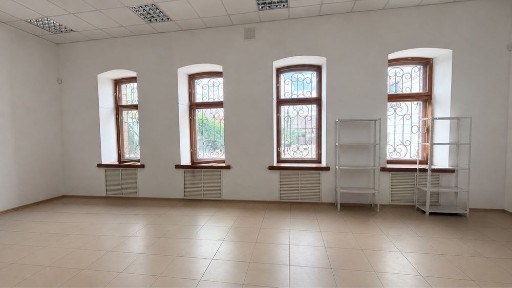 Оренда комерційного приміщення 150 м² у центрі міста