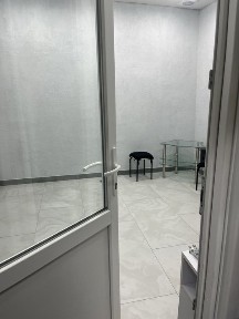Погодинно здам кабінет, завжди світло, безперебійний інтернет оптоволокно, новий евроремонт