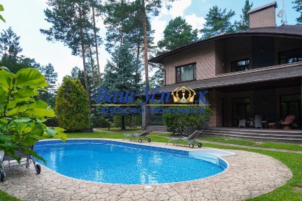 Продажа дома с ремонтом в лесу село Козин. р-н Конча-Заспа