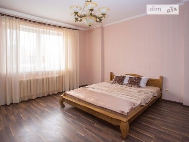 Довготривала оренда 3к квартири на вул. Олександра Мишуги 8 • ID 34732003