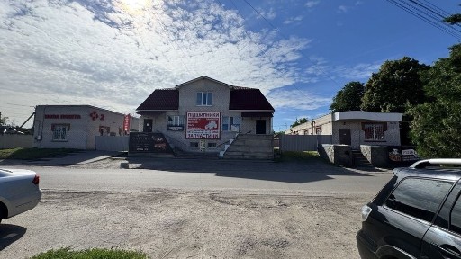 ПРОДАЖ комерційного комплексу, центр м. Глобине, 4 будівлі, 10 соток приват землі