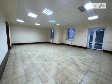 Здається комерційне приміщення на вул. Лисенка, площа 267 кв. м • ID 30872808