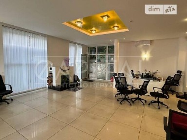 Довгострокова оренда будинку від посередника з гаражем • ID 34733496