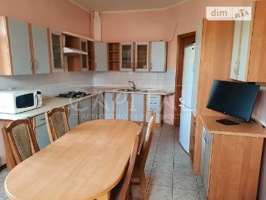 Довгострокова оренда будинку з гаражем, від посередника • ID 34732488