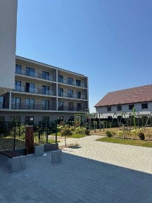 Простора двокімнатна квартира неподалік м. Ужгород