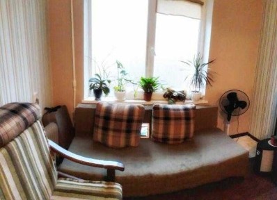 Продам гостинку Новобаварський р-н