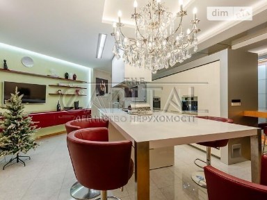 Продаж 2к квартири 170 кв. м на вул. Володимирська 49 • ID 34734199