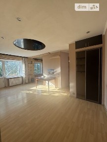 Продаж 3к квартири 56 кв. м на просп. Поля Олександра • ID 34733349