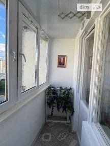 Продаж 1к квартири 33.3 кв. м на вул. Патріарха Мстислава Скрипника 11 • ID 34732798