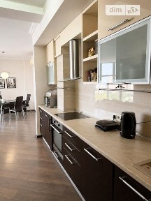 Продаж 2к квартири 111 кв. м на пров. Мукачівський • ID 34733162