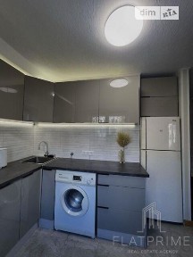 Продаж 3к квартири 72 кв. м на вул. Перемоги 20 • ID 34733082