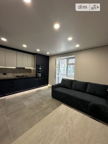 Продаж 3к квартири 95 кв. м на вул. Яреми 9 • ID 34732738