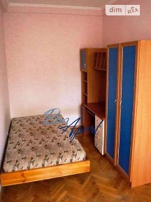 Продаж 3к квартири 46 кв. м на вул. Волинська 8 • ID 34729944