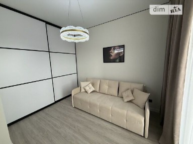 Продаж 2к квартири 42 кв. м на вул. Краснова • ID 34729653