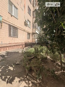 Продаж 1к квартири 30 кв. м на вул. Харчова • ID 34727798