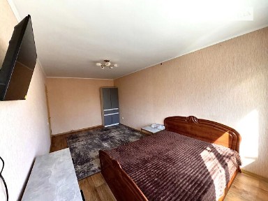 Продаж 2к квартири 50 кв. м на вул. Незалежності • ID 34727068