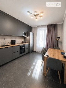 Продам простору 3-кімн. квартиру (Позняки пр. Петра Григоренка, 1-Б) Держ програми