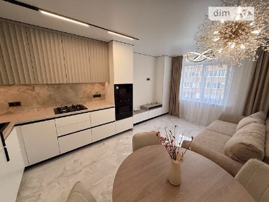 Продаж 2к квартири 72 кв. м на вул. Смакули 8 • ID 34722986