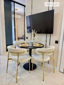 Продаж 2к квартири 42.1 кв. м на вул. Краснова 3 корпус 67 • ID 34722325