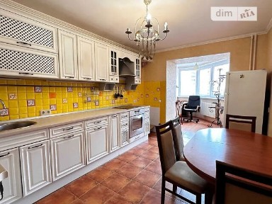Продаж 3к квартири 89 кв. м на вул. Вишняківська 5Б • ID 34722163