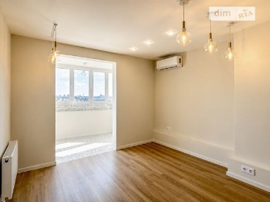 Продаж 2к квартири 50 кв. м на вул. Коноплянська 22Б • ID 34722123