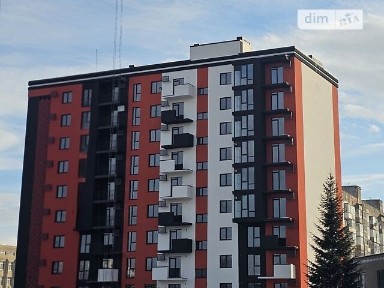 Продаж 1-кімнатної квартири на 2-му житловому поверсі, центр, Івано-Франківськ
