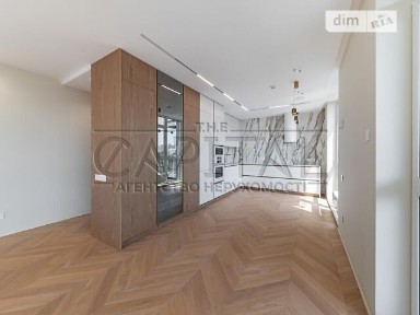 Продаж 3к квартири 120 кв. м на вул. Маккейна Джона 1Б • ID 34719296