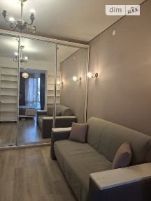 вул. Салютна 27 • ID 34715882