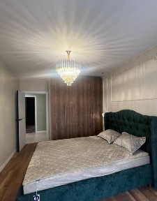 Продаж 2 кім квартири в центрі з ремонтом і меблями