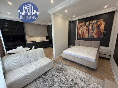 Продаж квартири з дизайнерським ремонтом