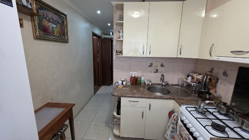 •Продаж 1-київки, Політаєва!