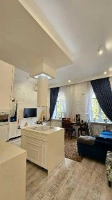 Продам 3к квартиру Нагорный район Центр парк Шевченко