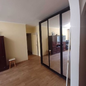 Продам 3к квартиру р-н Косиора, 3/5, автономное газовое отопление