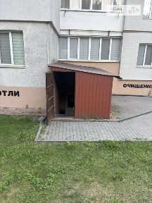 Продаж комерційного приміщення на вул. Лісогринівецька 18, площа 206.4 кв. м • ID 34707825