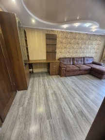 Сдаётся 3 ком квартира на Марсельской/Крымская. Газ