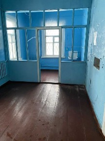 Комерційне приміщення! 365 м2. Ділянка 0,57 га