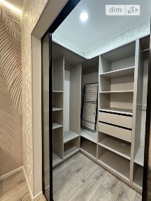 Довготривала оренда 1к квартири на вул. Краснова 1Б • ID 34734118