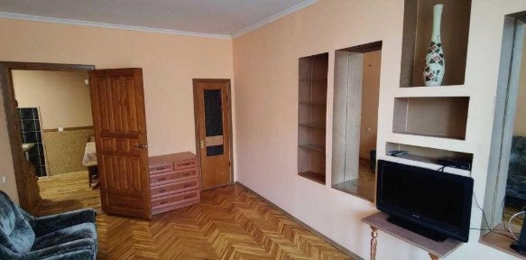 Продаж 2-кімн. квартири, Центр