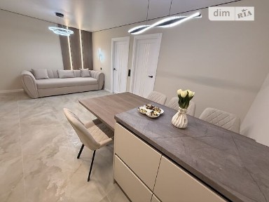 Продаж 2к квартири 62.5 кв. м на вул. Смакули 8 • ID 34734980