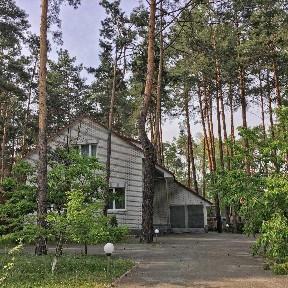 Оренда котеджу 220 м²