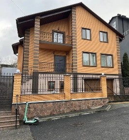 Оренда будинку 415 м², Кучмин Яр вул.