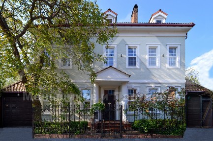 Оренда будинку 412 м², Баклажанна вул.
