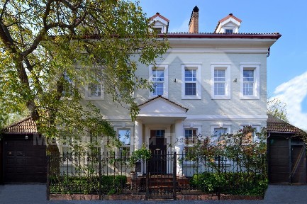 Оренда будинку 412 м², Баклажанна вул.