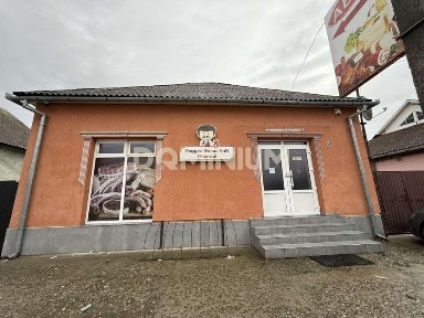 Сертифікат! Продаж комерційного приміщення біля кордону в смт. Вілок