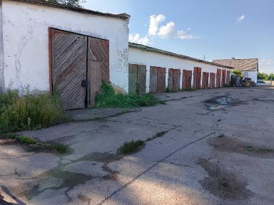 Оренда промислової бази 2080 м² із великим майданчиком 2.26 га в смт Хорошів